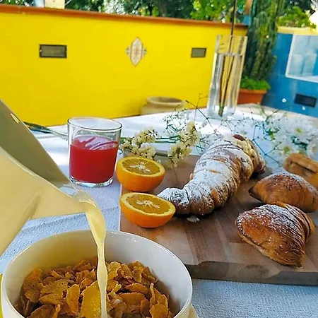 Corte Del Re Dimora Storica Alojamento de Acomodação e Pequeno-almoço Nápoles
