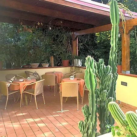 Alojamento de Acomodação e Pequeno-almoço Corte Del Re Dimora Storica 4*