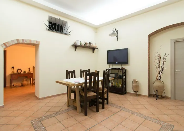 Bed and Breakfast Corte Del Re Dimora Storica 4*